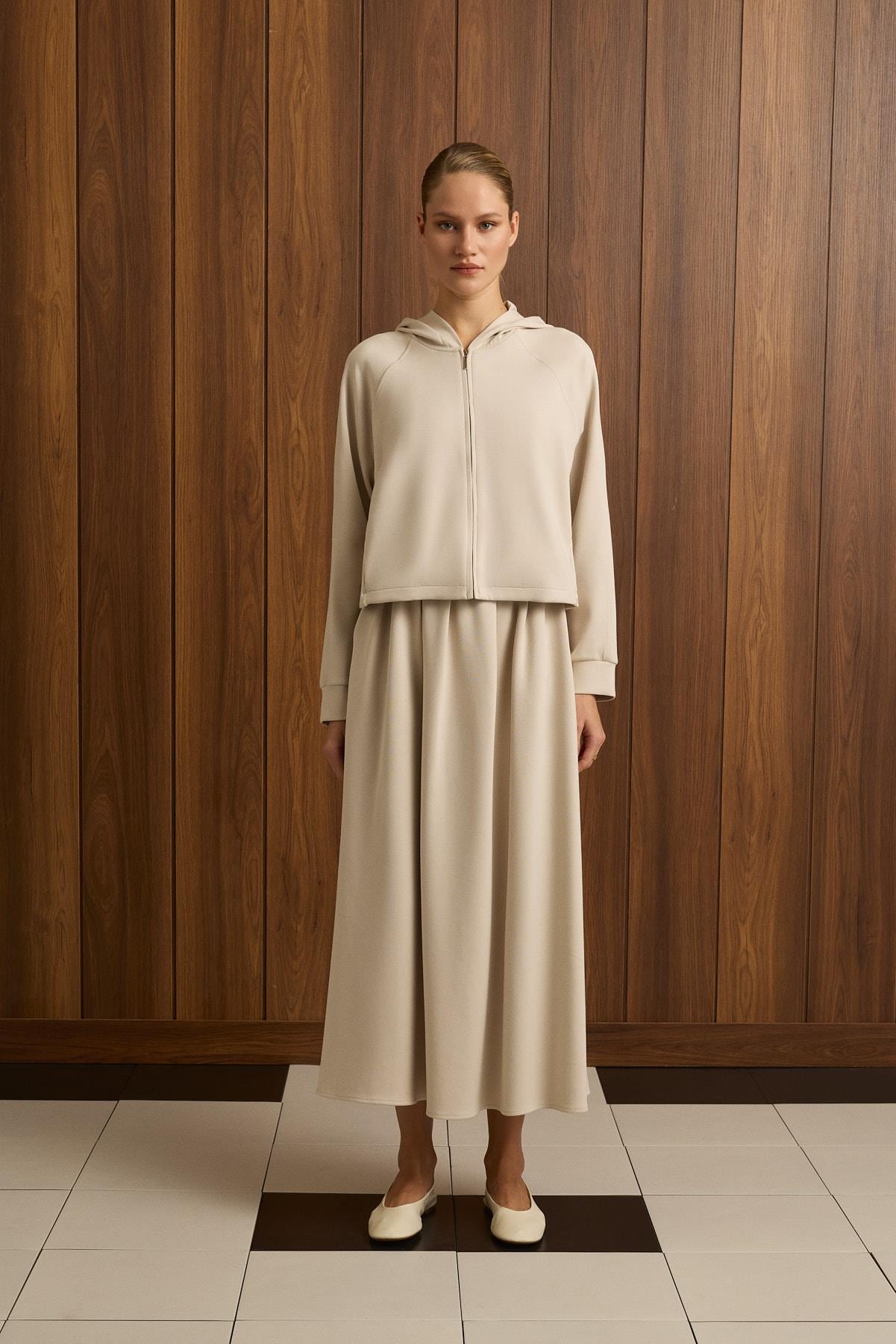 ANKA ETEKLİ TAKIM BEJ