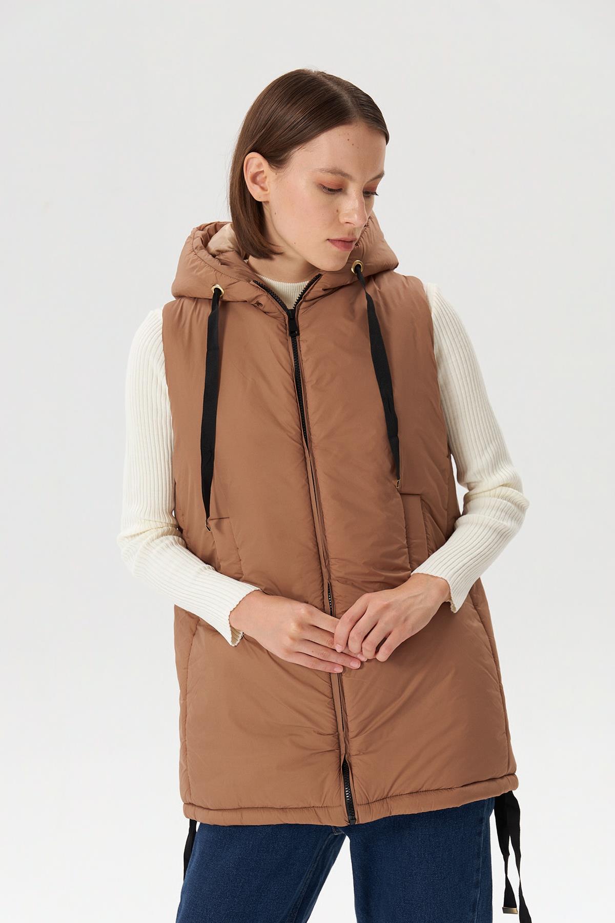 CARİN ŞİŞME YELEK TABA