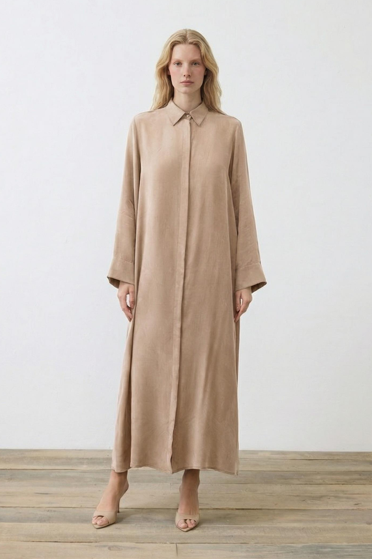 GLORIA TAŞLANMIŞ İPEK ELBİSE CAMEL