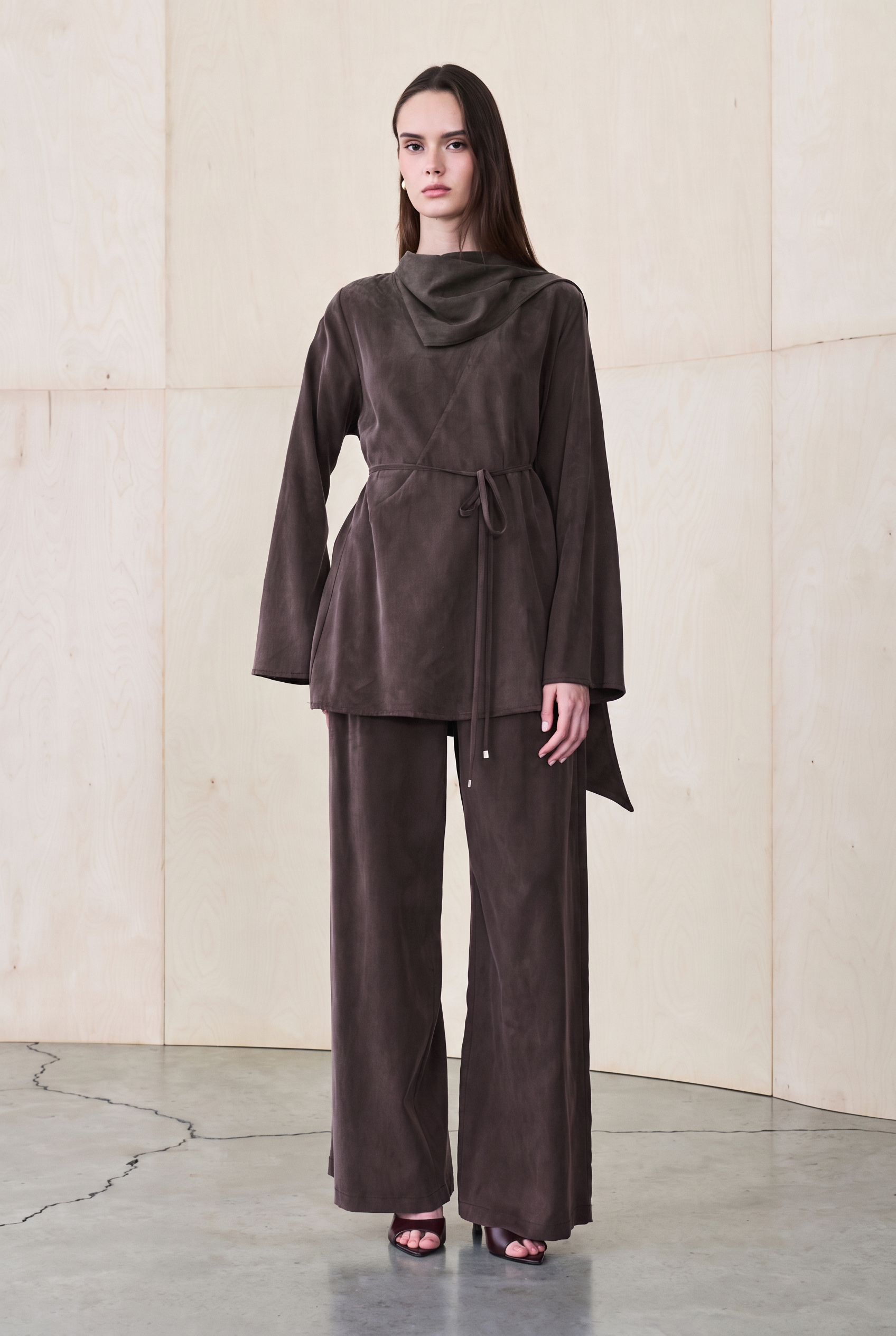 LUCAS LYOCELL SHAWL DETAIL PANTS SET BROWN