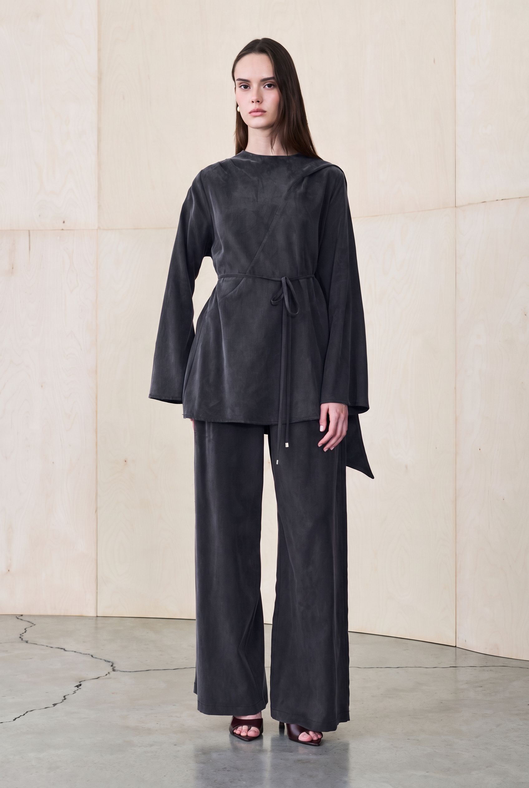 LUCAS LYOCELL SHAWL DETAIL PANTS SET BLACK