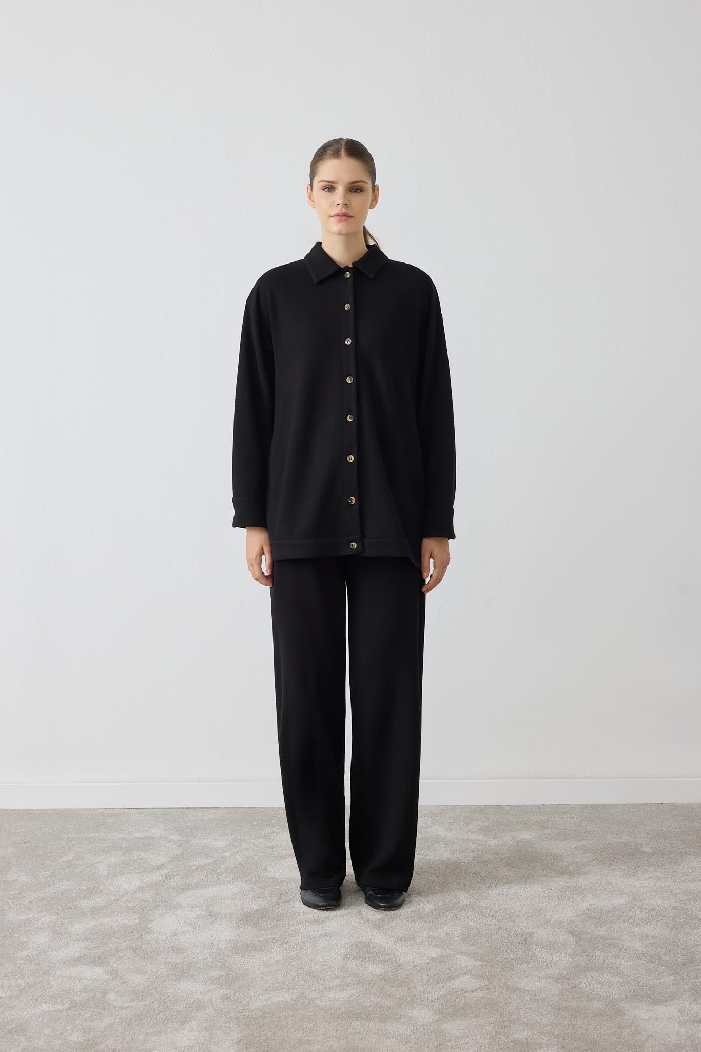 NEVA ÇİZGİ DETAYLI ÖRME PANTOLONLU TAKIM SİYAH