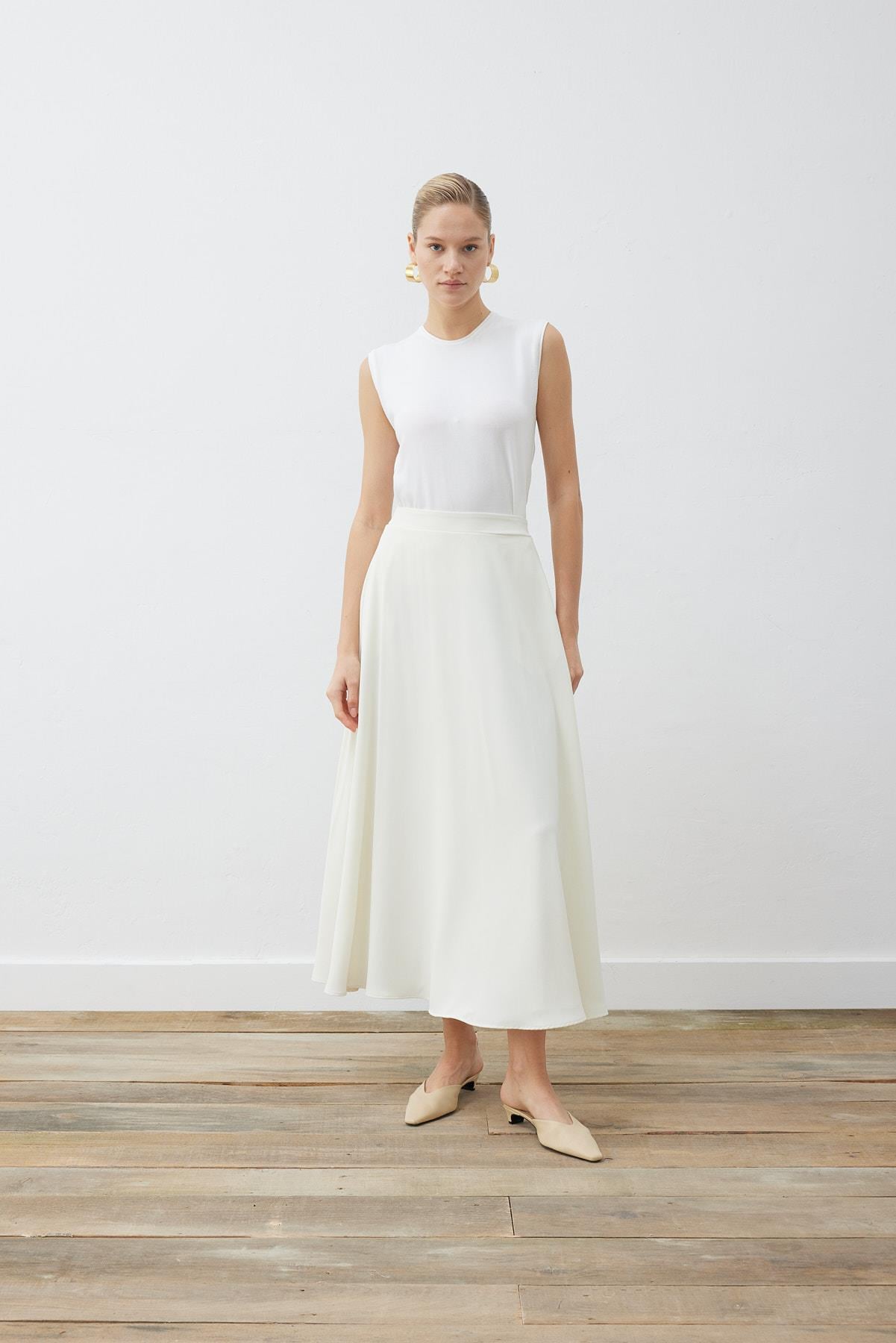 RİNA KREP KLOŞ ETEK EKRU