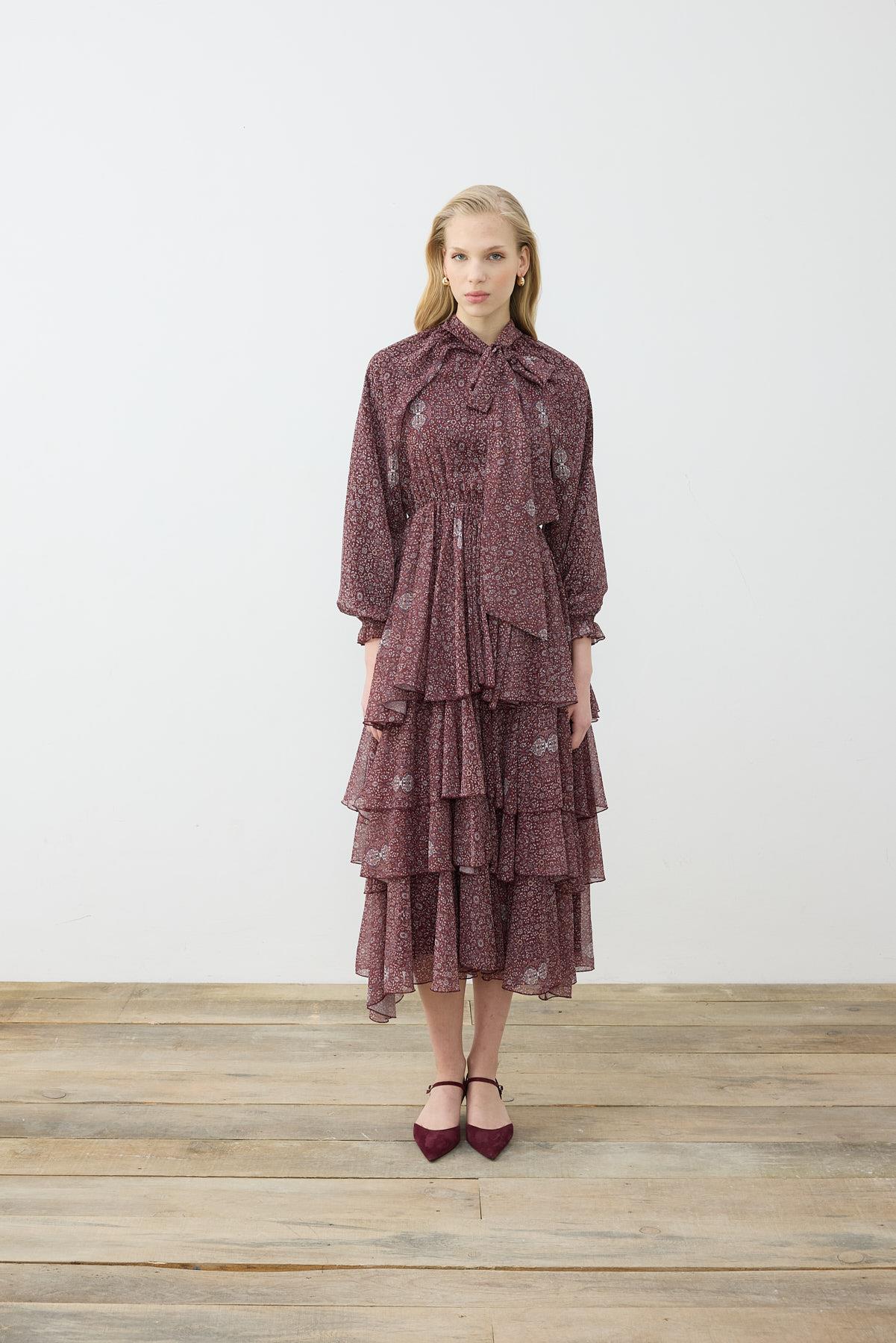 SPRİNG DESENLİ ŞİFON KATLI ELBİSE BORDO