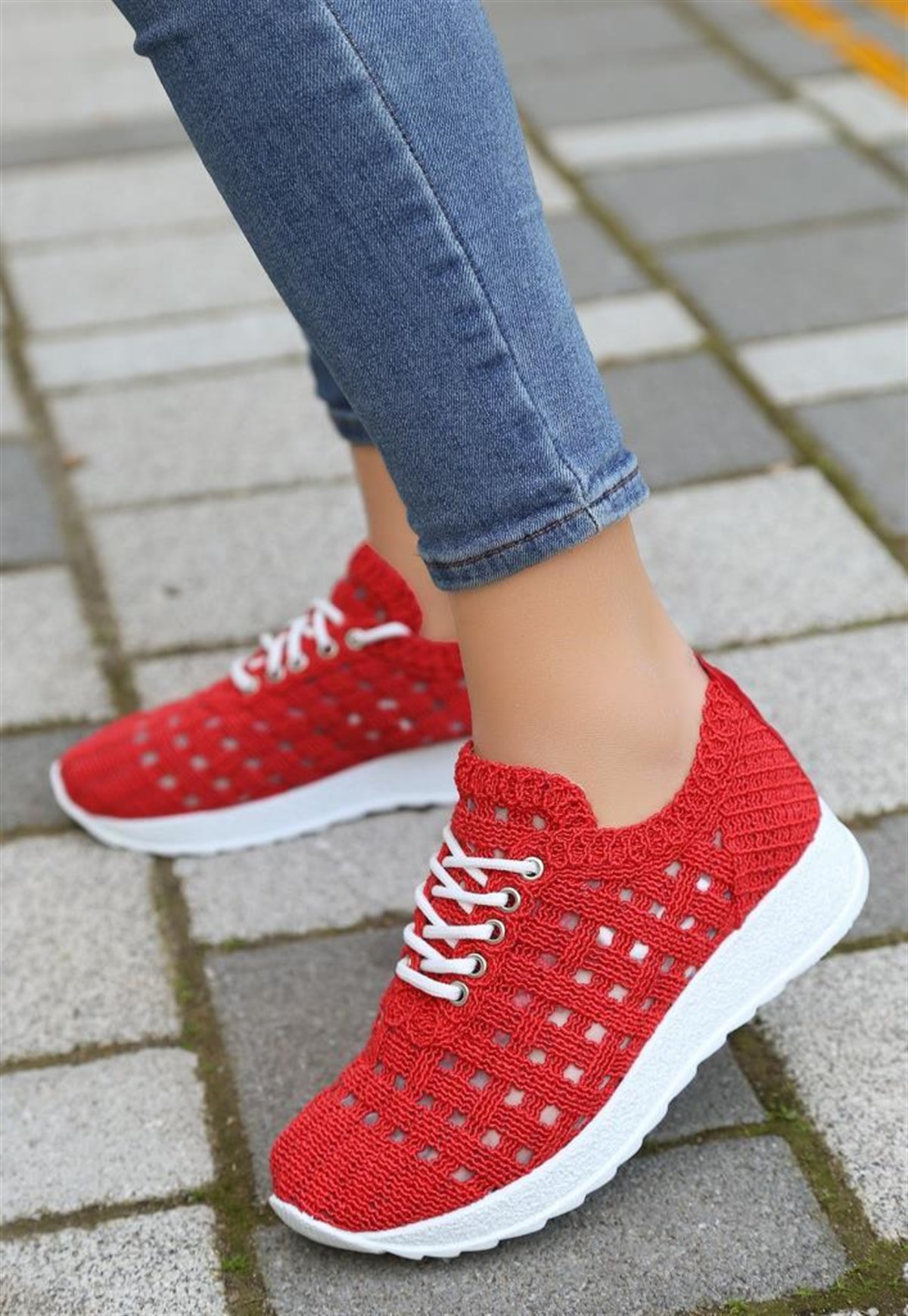 Kadın El Örgüsü Kırmızı Spor Ayakkabı Belen