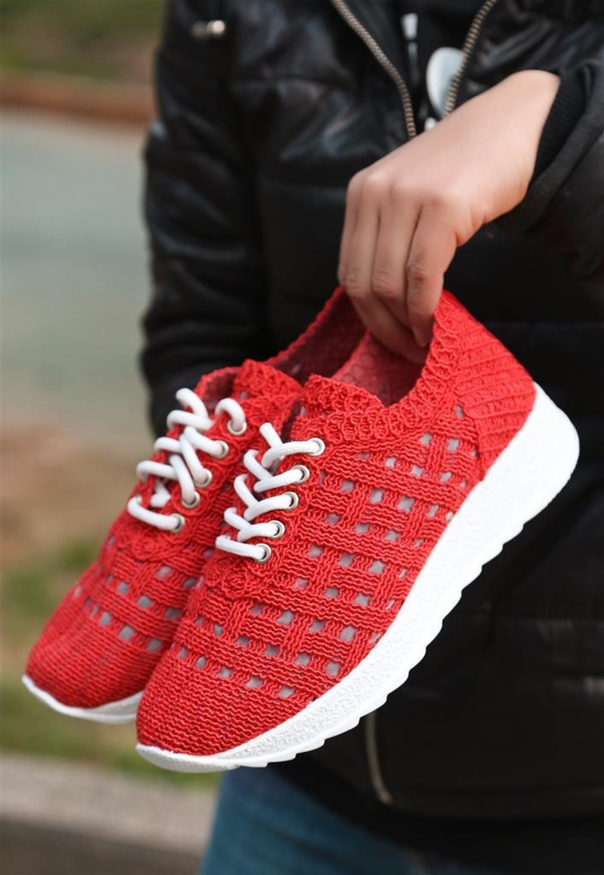 Kadın El Örgüsü Kırmızı Spor Ayakkabı Belen - Bitmedeniste