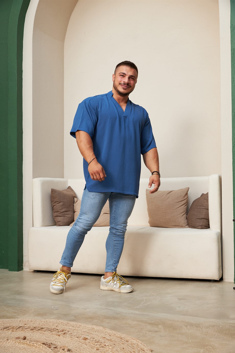 Kısa Kollu V Yaka Oversize Gömlek Lacivert