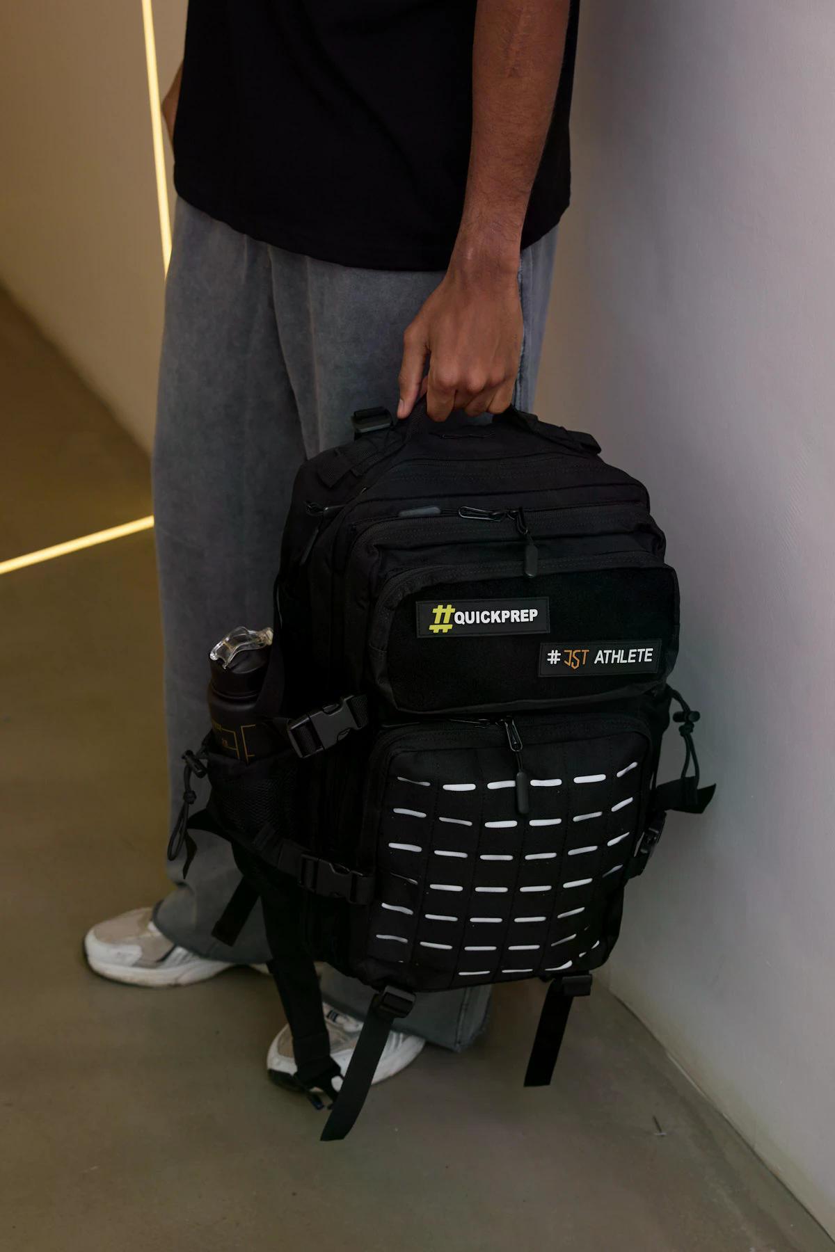 QuickPrep 45L Tactical Outdoor Sırt Çantası — Su Geçirmez, Çok Gözlü, Kamp – Spor – Seyahat Çantası Siyah Beyaz