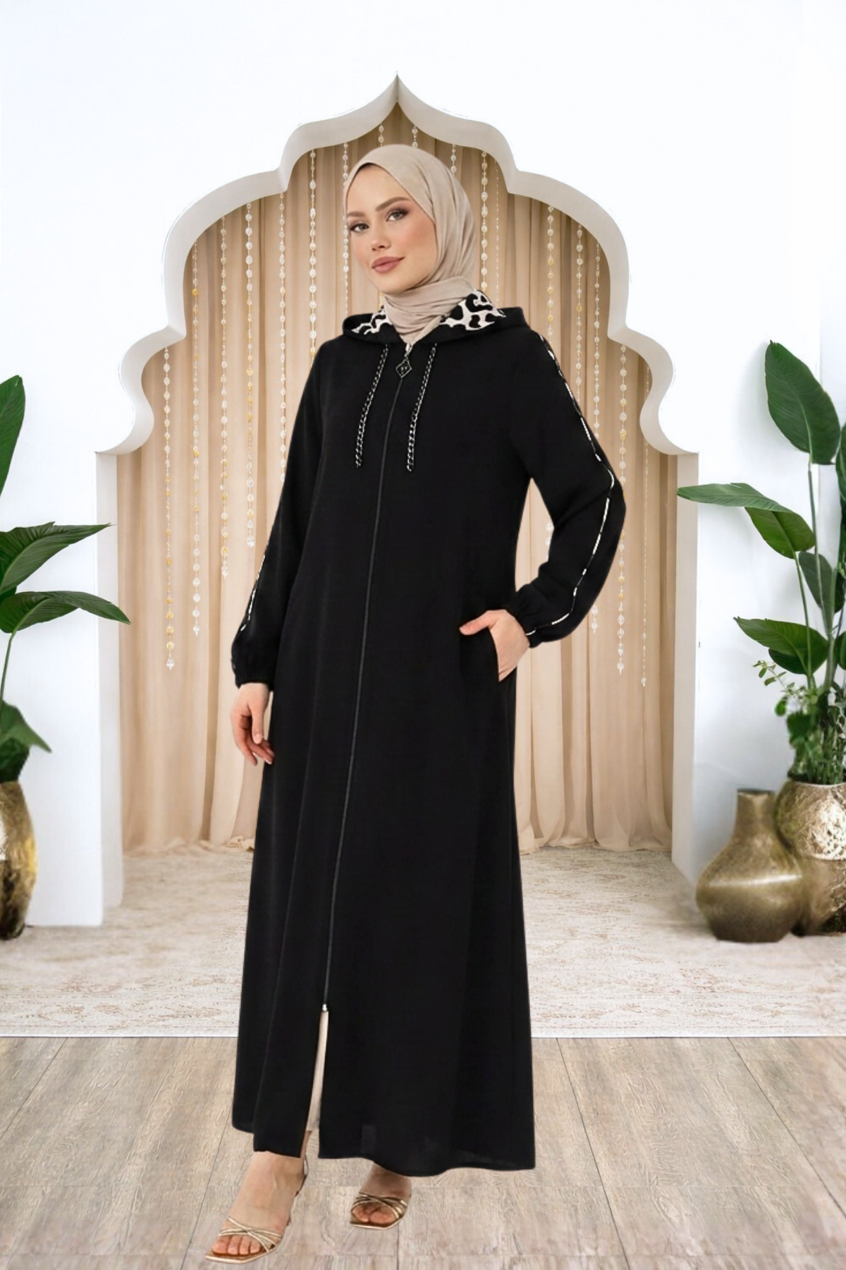 Amine Hüma Elif Kapüşonlu Ferace Siyah