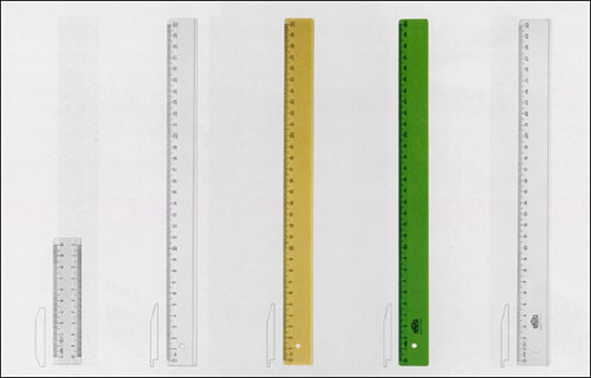 Hatas 148 Genis Plastik Cetvel Neon-Seffaf 30 Cm 