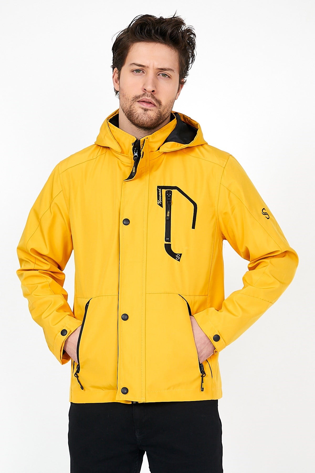 YENİ SEZON ERKEK SARI SOFTSHELL KAPÜŞONLU İÇ CEPLİ SU VE RÜZGAR GEÇİRMEZ MEVSİMLİK&YAZLIK MONT