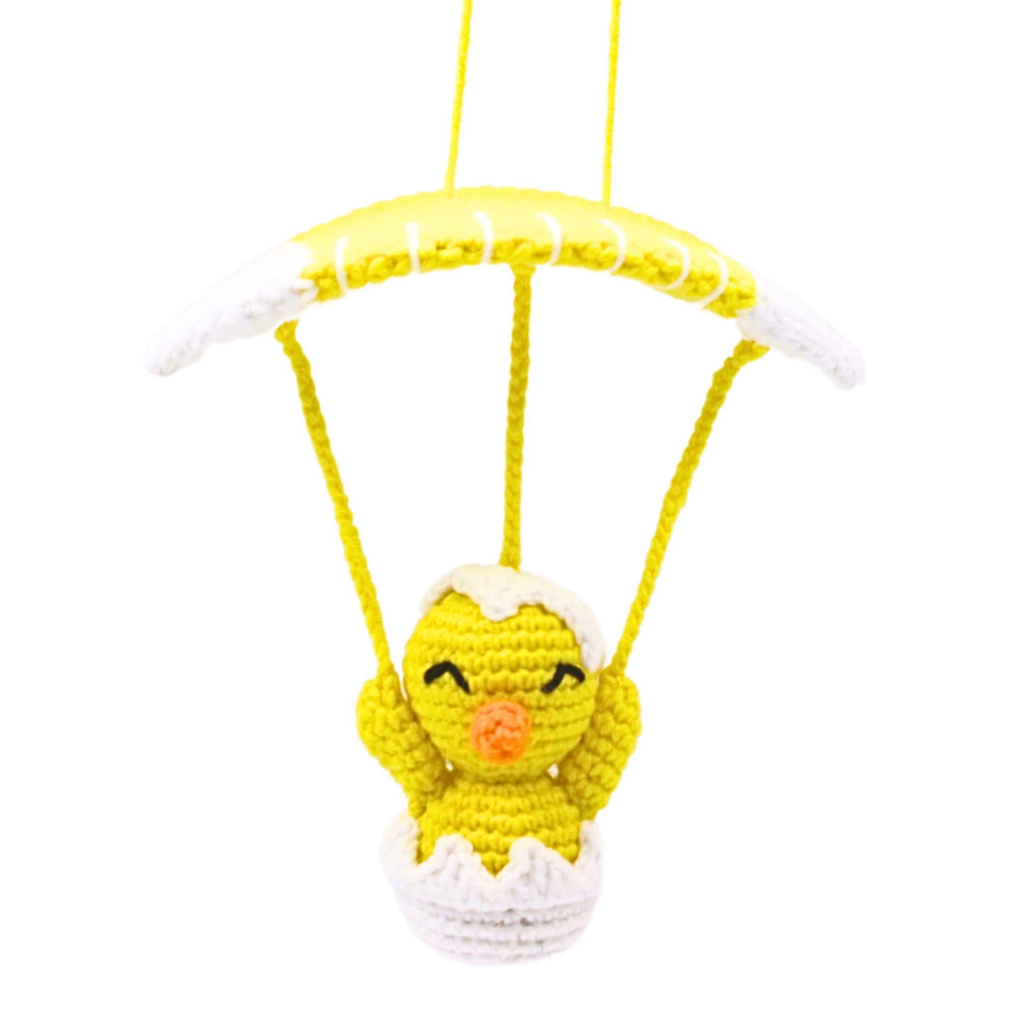 Amigurumi Paraşütlü Civciv Araba Süsü