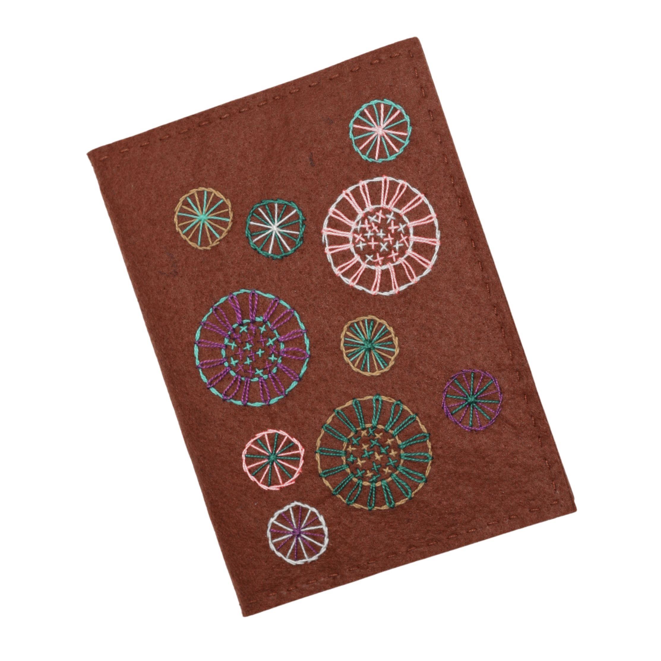 Kahverengi Çoklu Mandala Desenli Defter