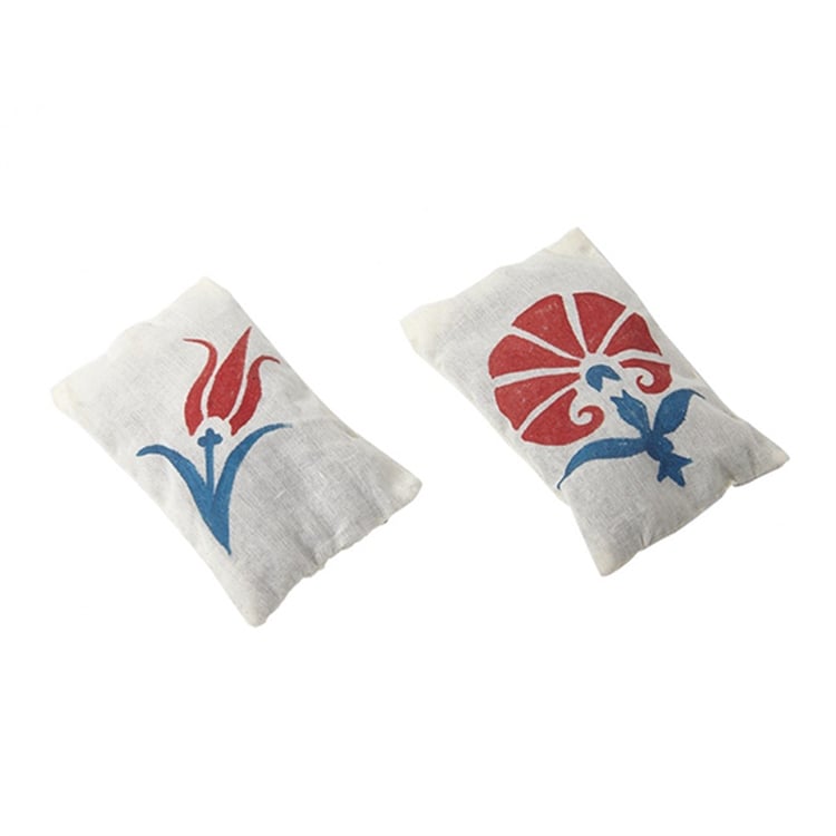 Karanfil Ve Lale Motifli Lavanta Kesesi