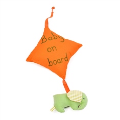 Fil Figürlü Araba Süsü