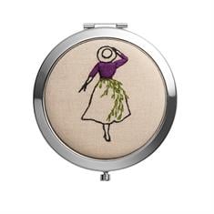 Şapkalı Kadın Nakışlı Ayna