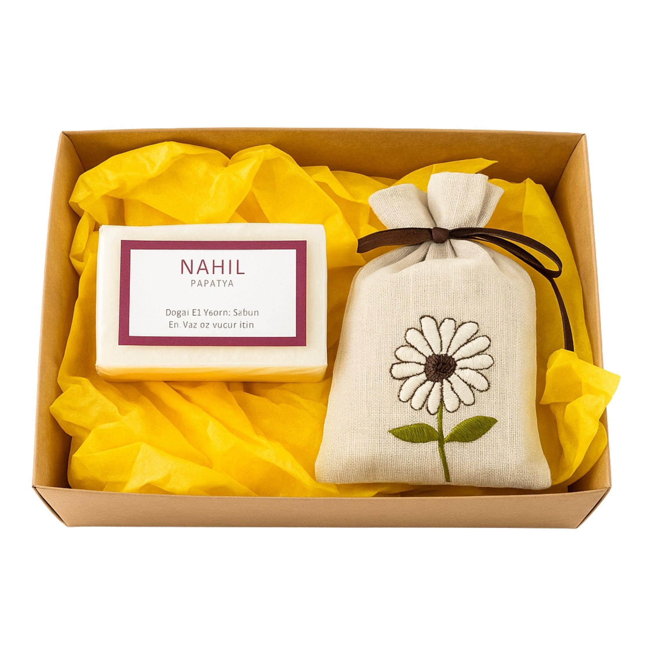 Papatya Nakışlı Sabun Set