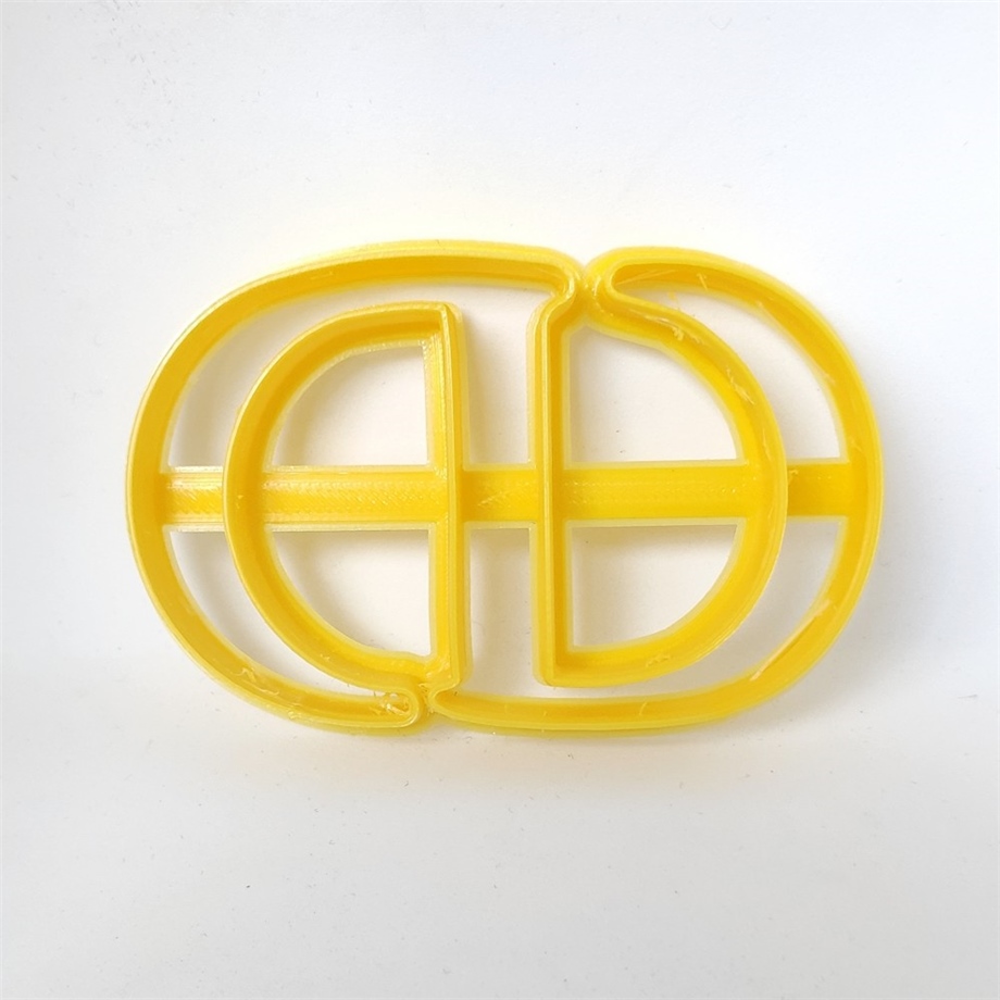 DİOR MARKA  KURABİYE KESİCİ LOGO 8 cm