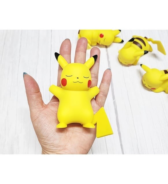 PIKACHU MODEL GECE LAMBASI DGB-294