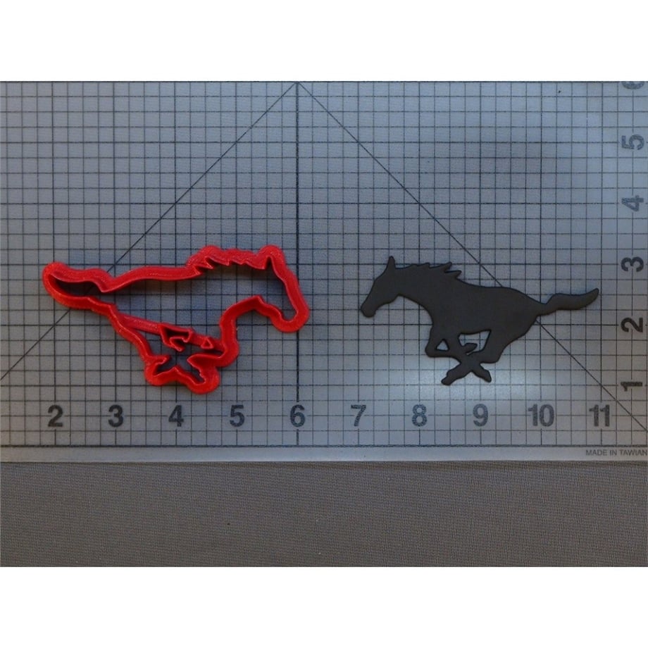 FORD MUSTANG KESİCİ AT 8 CM