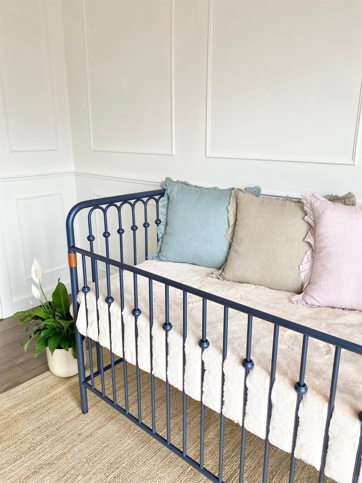 Alula Lacivert Beşik