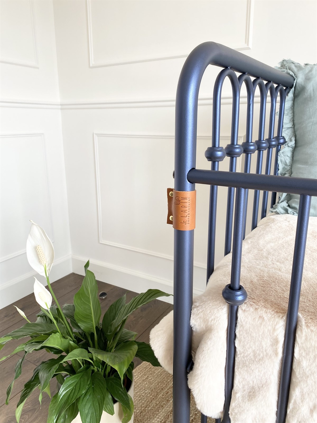 Alula Lacivert Beşik