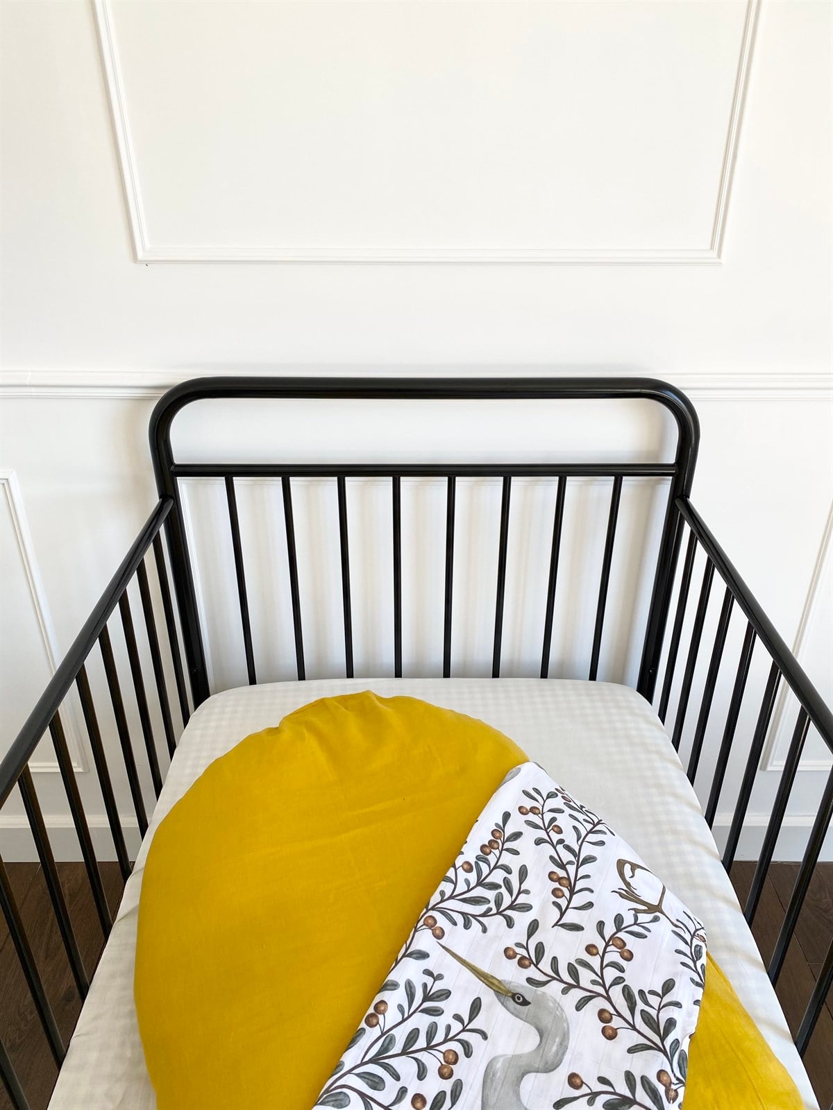 Lige Siyah Renk Beşik