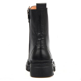 FootCourt Womens Boots Black