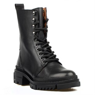 FootCourt Womens Boots Black