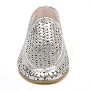 Lazer Delikli Loafer Kadın Ayakkabı Gümüş Deri
