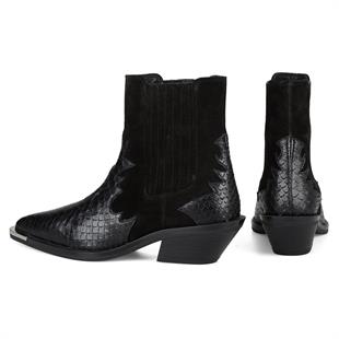 Metal Detaylı Siyah Kadın Kovboy Botu Kobe