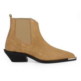 Women Chelsea Western Boots Suede Beige Leather with Metal Decoration Kyoto