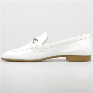 Toka Detaylı Loafer Kadın Ayakkabı Beyaz Deri