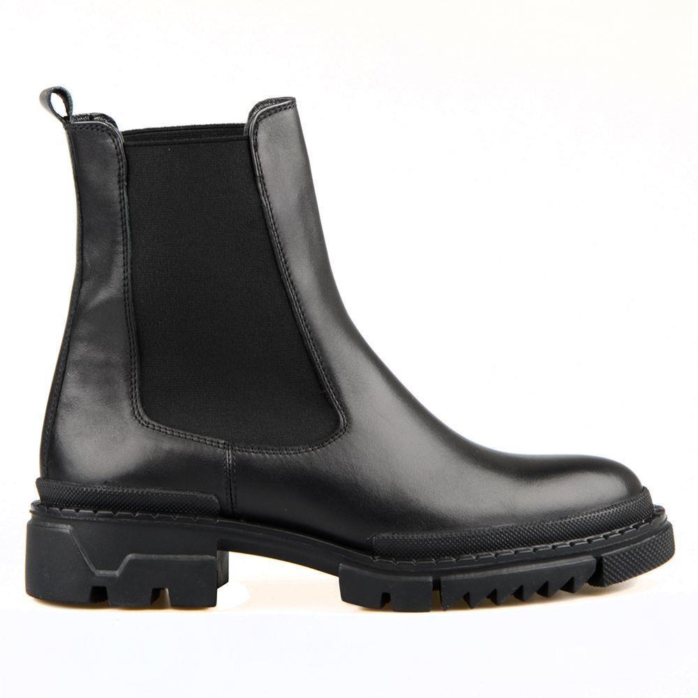 Women's Black Chelsea Boots