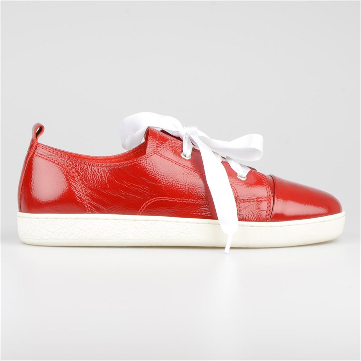 Red Colour Genuine Leather Casual Lady Shoes