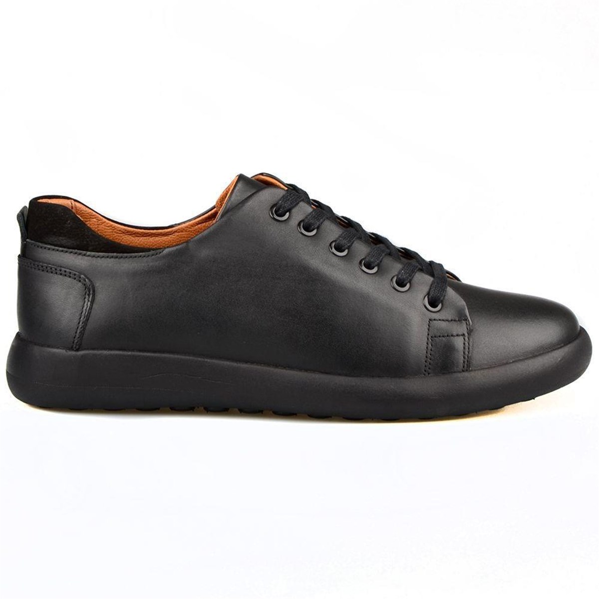 FootCourt Black Men Sneakers