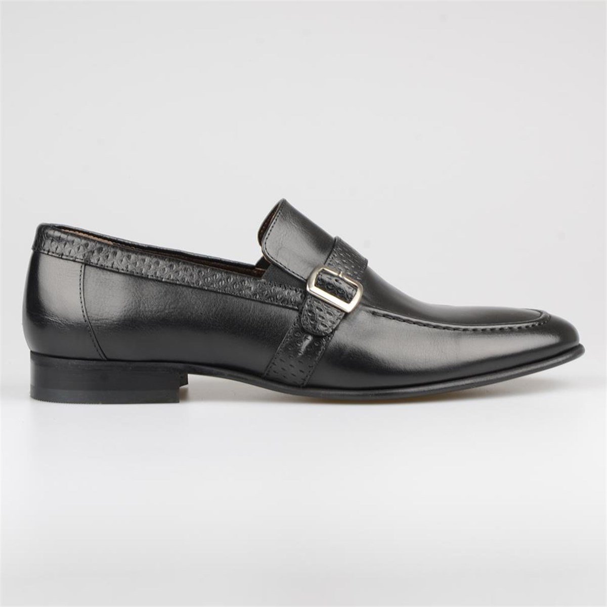 Black Leather Men's  Buckle Detailed Shoes