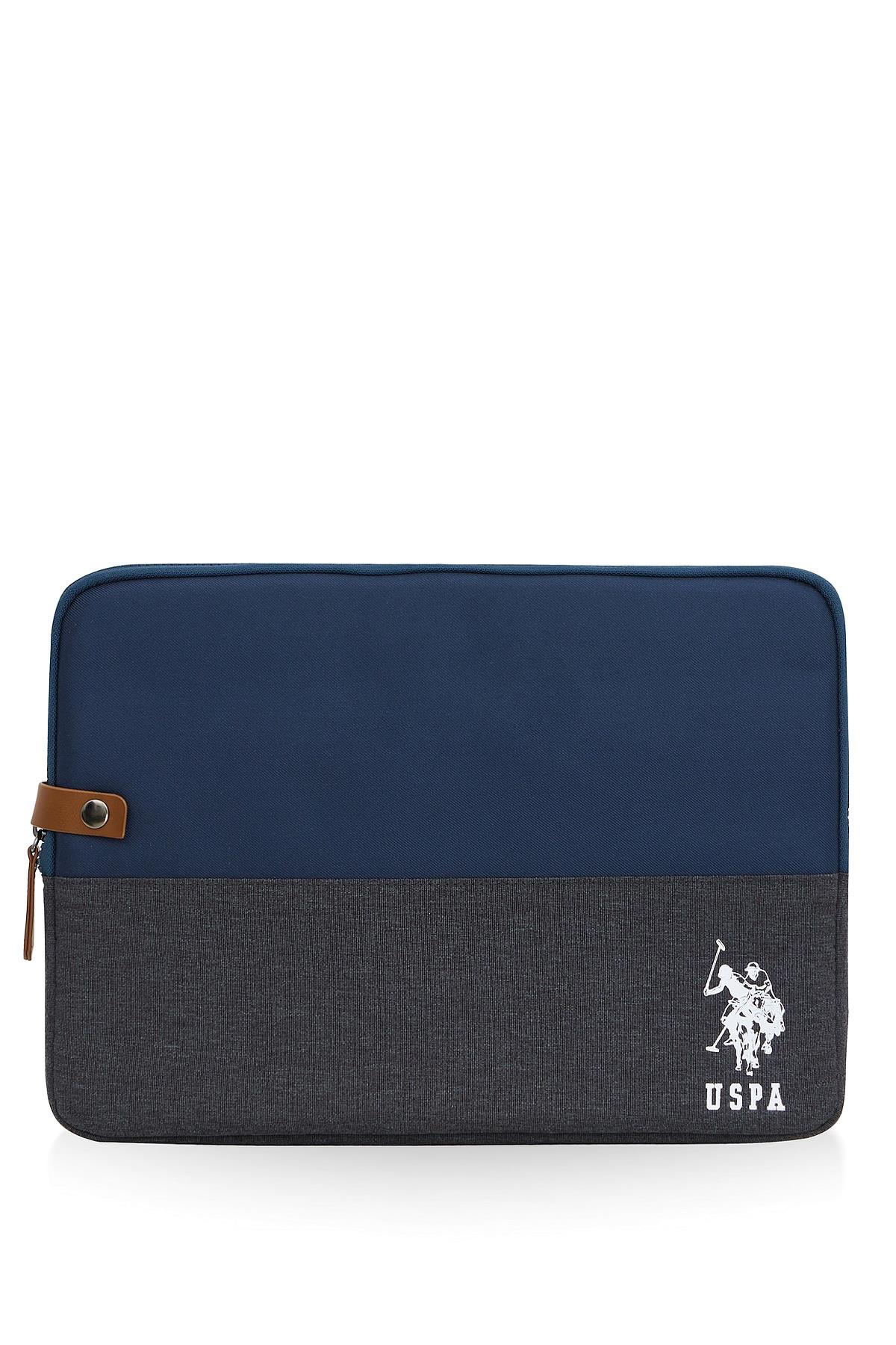 {U.S. Polo Assn.}