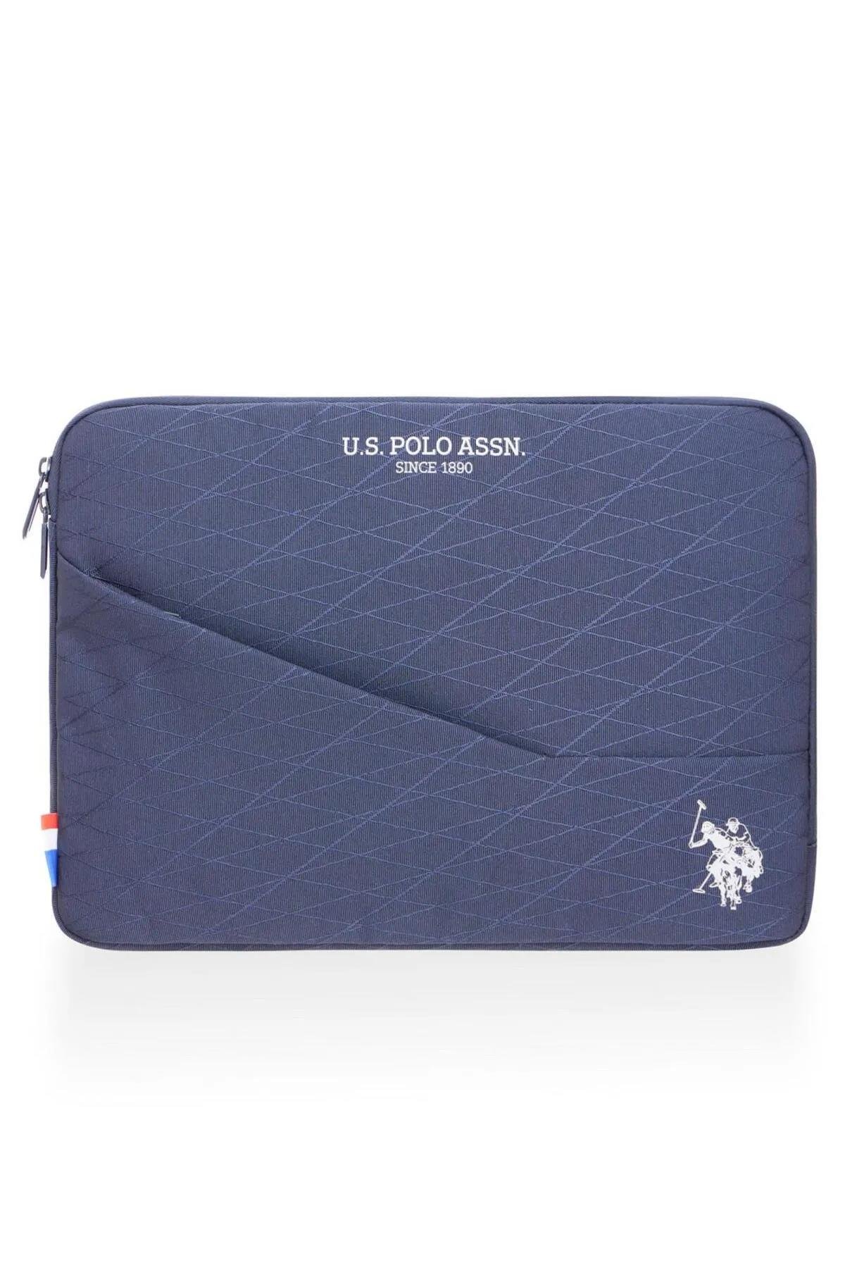{U.S. Polo Assn.}