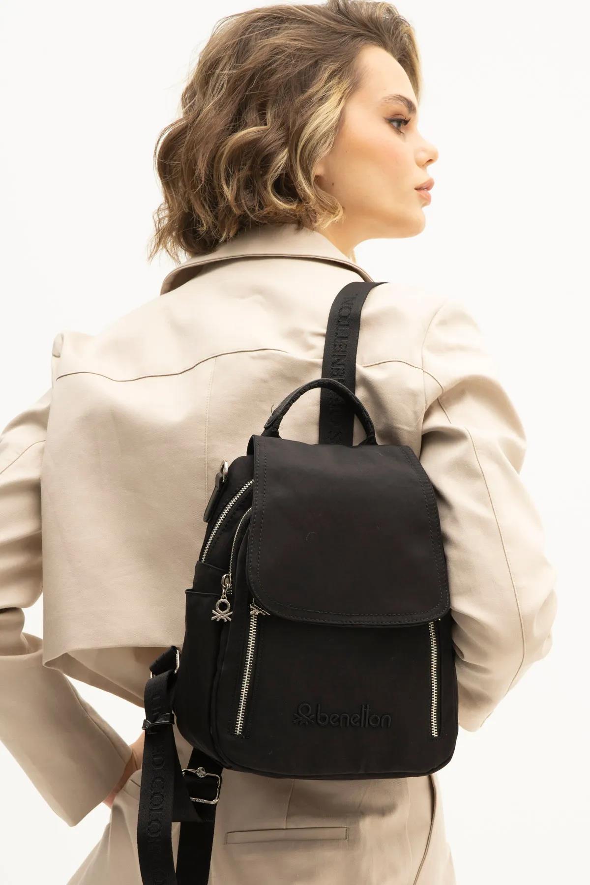 United Colors of Benetton Kadın Sırt Çantası Siyah BNT1187