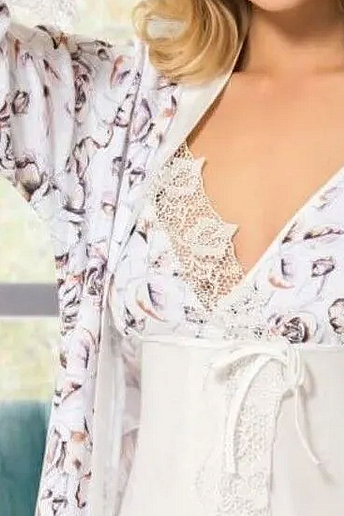 Angels Story 9530 Kadın Saten İp Askılı Sabahlıklı Pijama Takım-Ekru