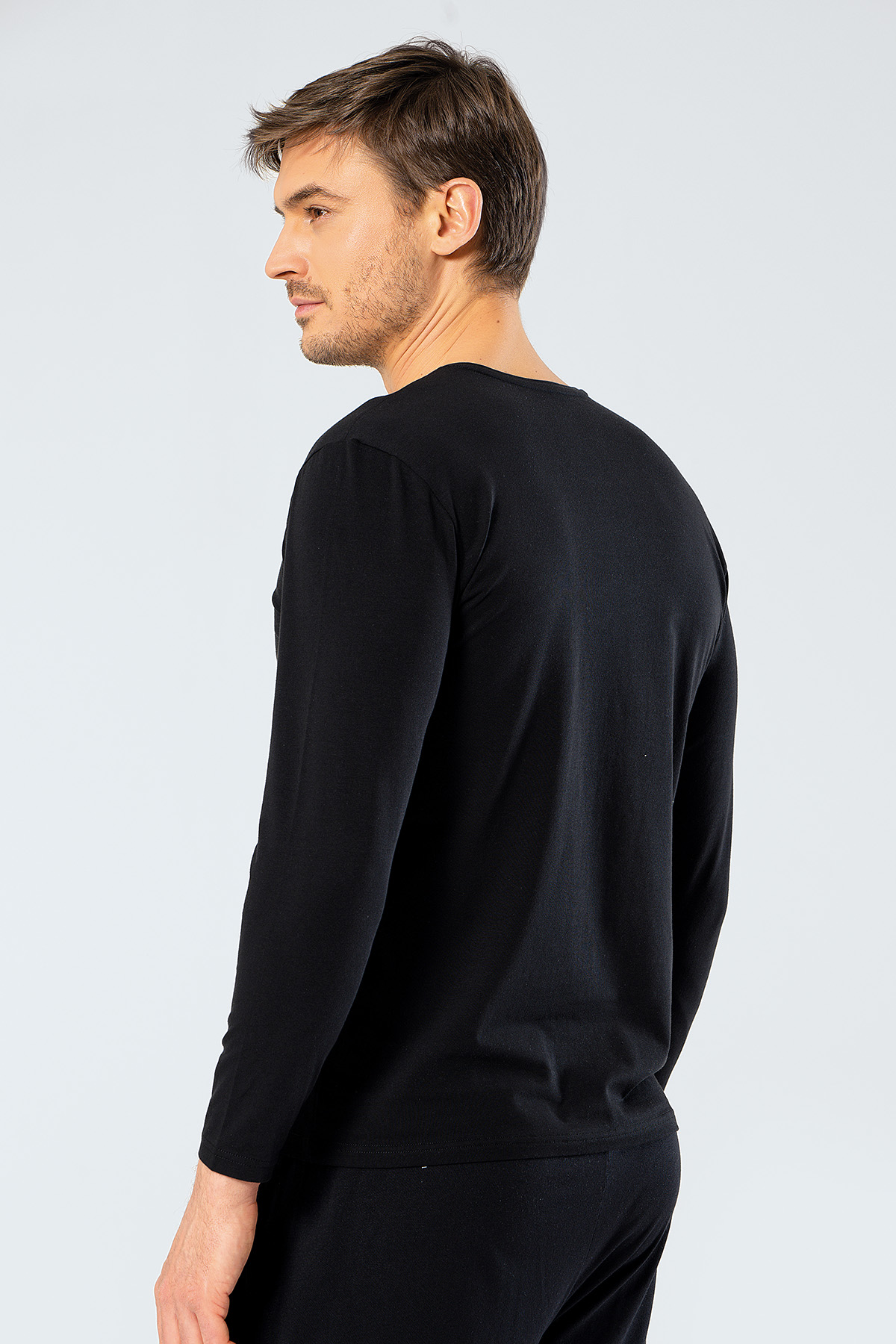 Cacharel 1332 V Yaka Kısa Kollu Erkek T-Shirt - Siyah