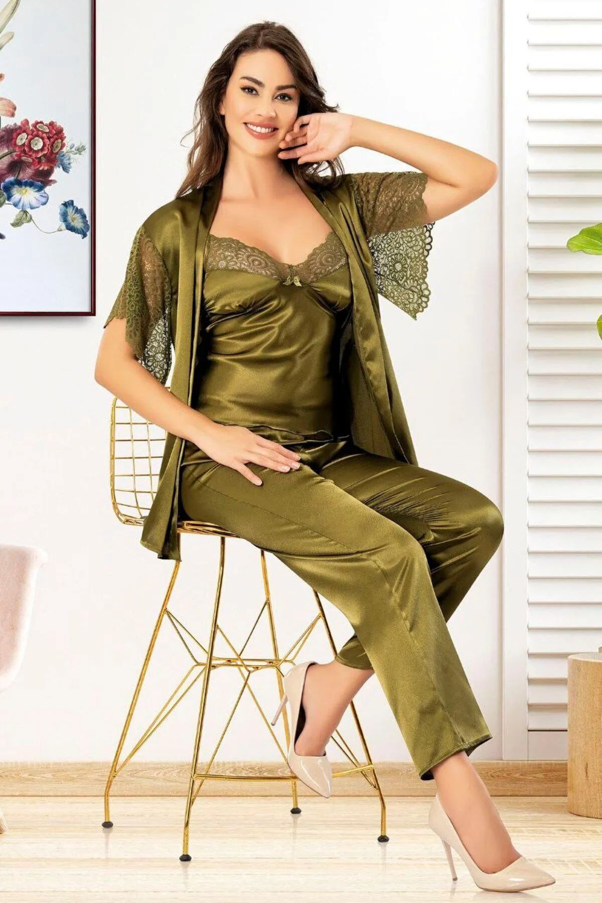 Faal 4908 Kadın Dantel Detaylı Saten Sabahlıklı İp Askılı Pijama Takım-Haki