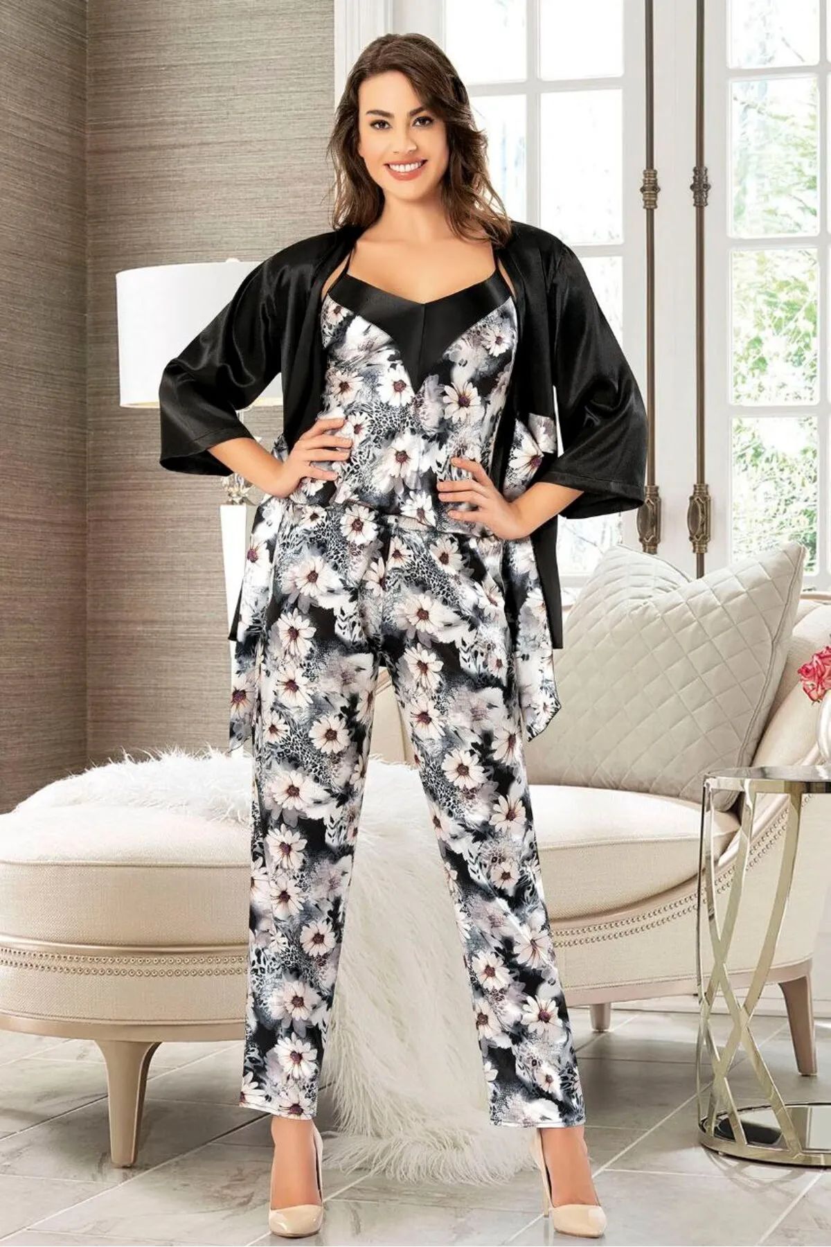 Faal 4910 Kadın Saten Sabahlıklı İp Askılı Pijama Takım-Siyah