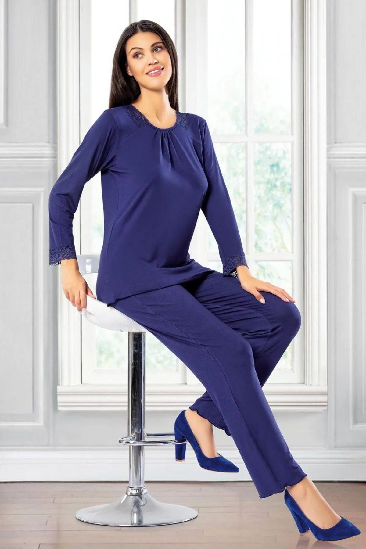 Faal 8606 Kadın Uzun Kollu Dantel Detaylı Pijama Takımı-Lacivert