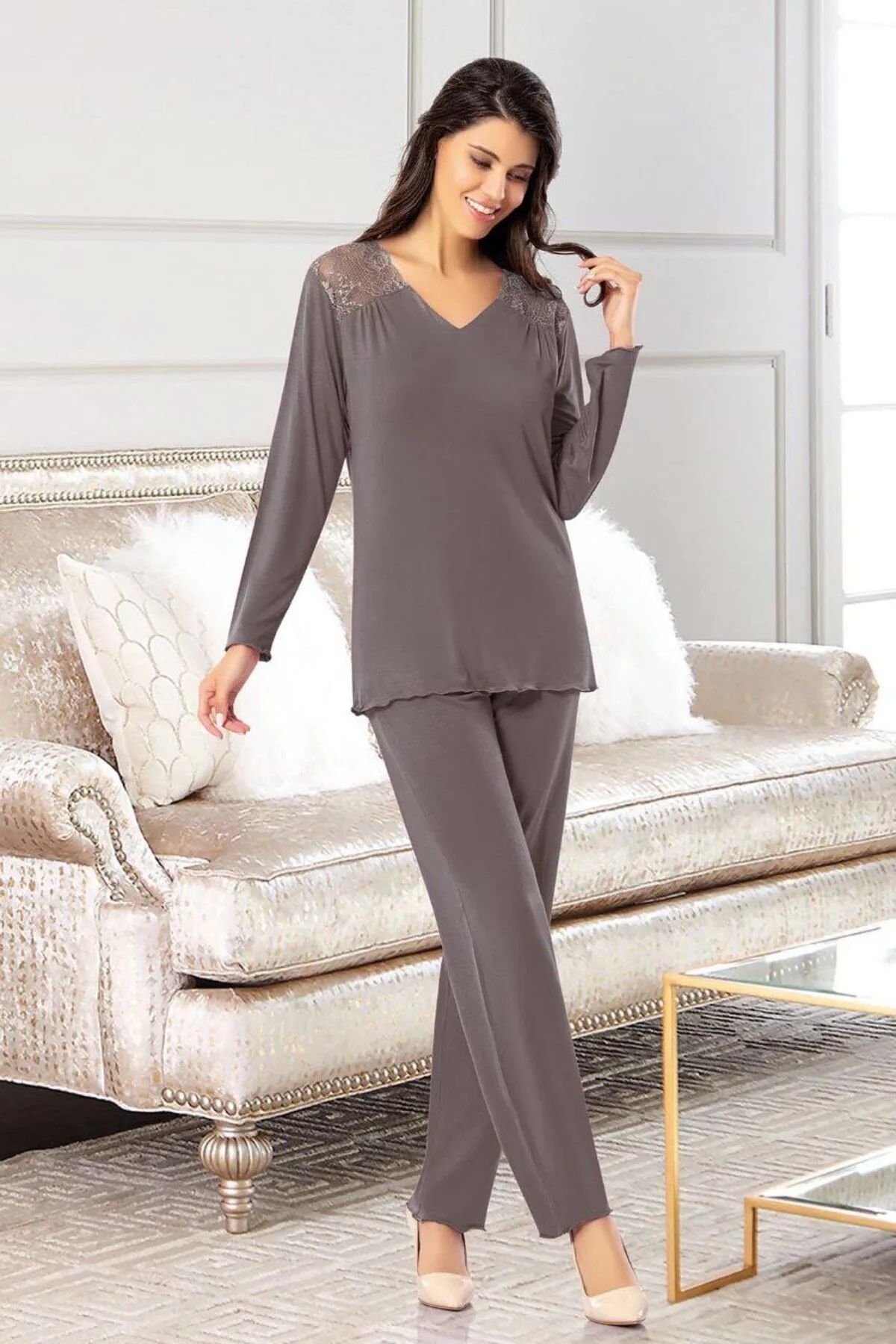 Faal 8618 Kadın Uzun Kollu Dantel Detaylı Pijama Takımı-Füme