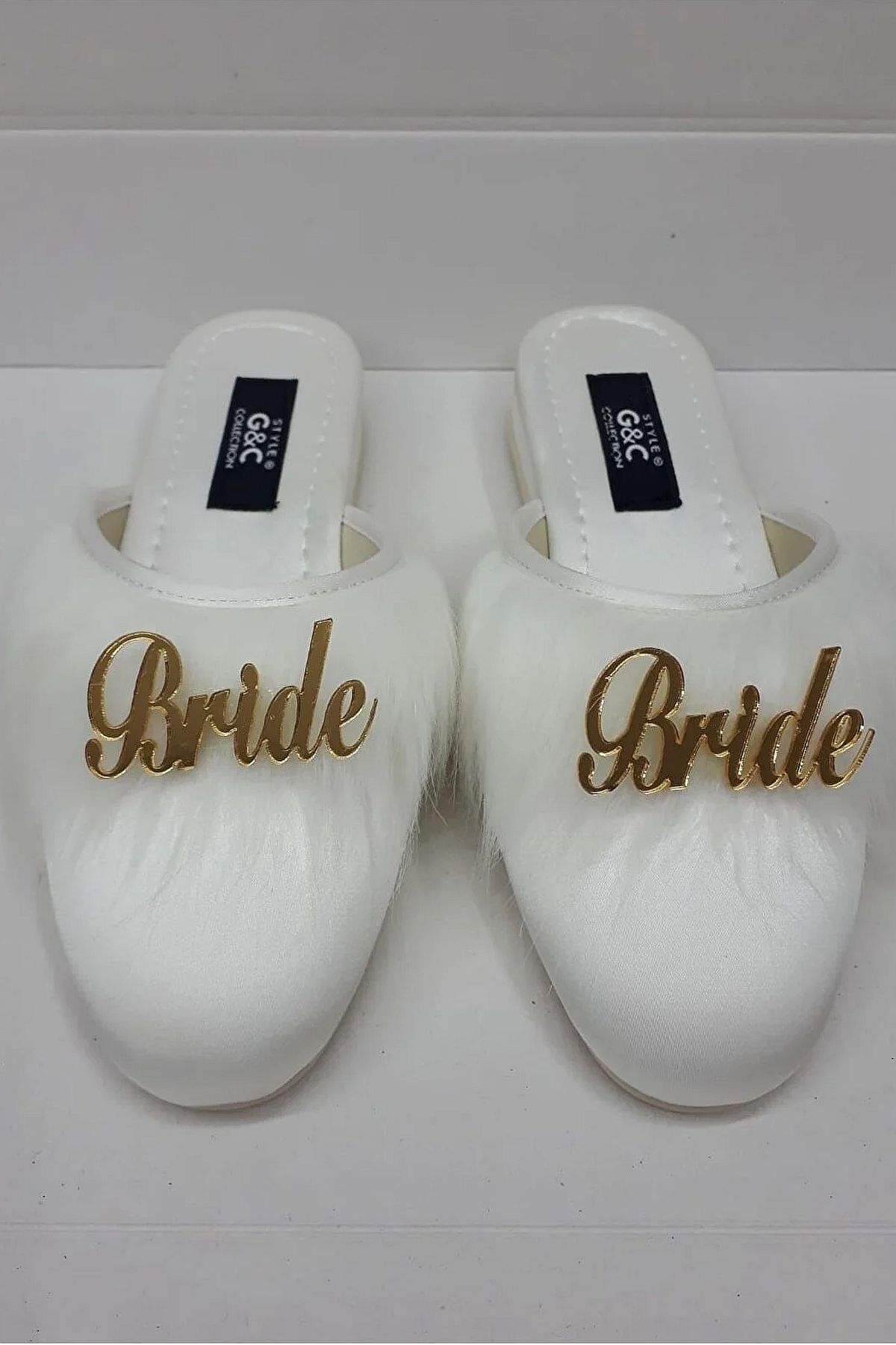 TerliklerGC Terlik 250 Kadın Bride Yazılı Tüylü Ev Terliği-Ekru | Pijamapazari.comGC Terlik 250 Kadın Bride Yazılı Tüylü Ev Terliği-Ekru