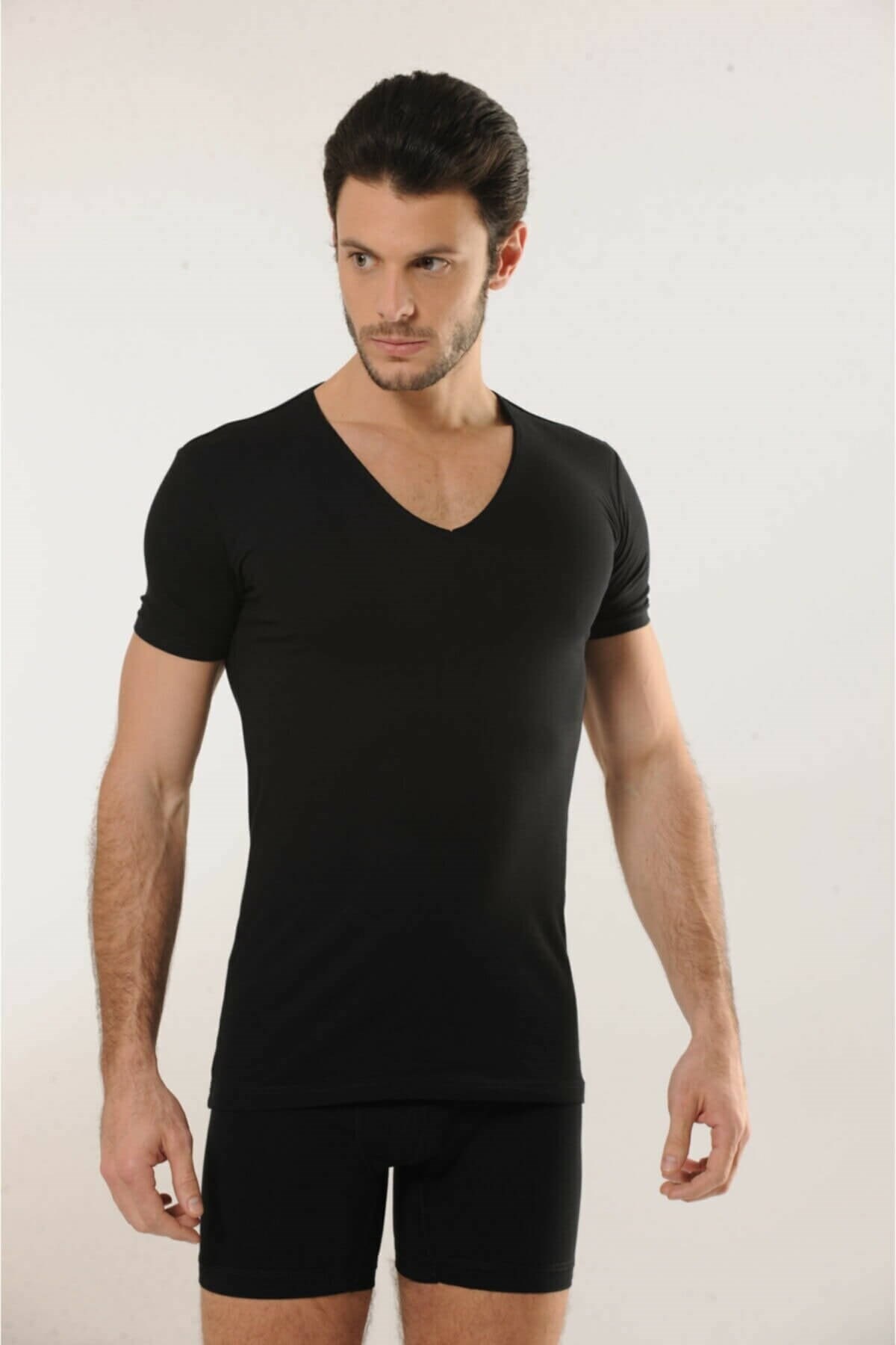 T-ShirtHMD 713 Derin V Yaka Kısa Kollu Likralı T-Shirt - Sıyah pijamapazari.com 'da. %100 Güvenli alışveriş ve kapıda ödeme seçenekleri ile online sipariş verebilirsiniz!HMD 713 Derin V Yaka Kısa Kollu Likralı T-Shirt - Sıyah