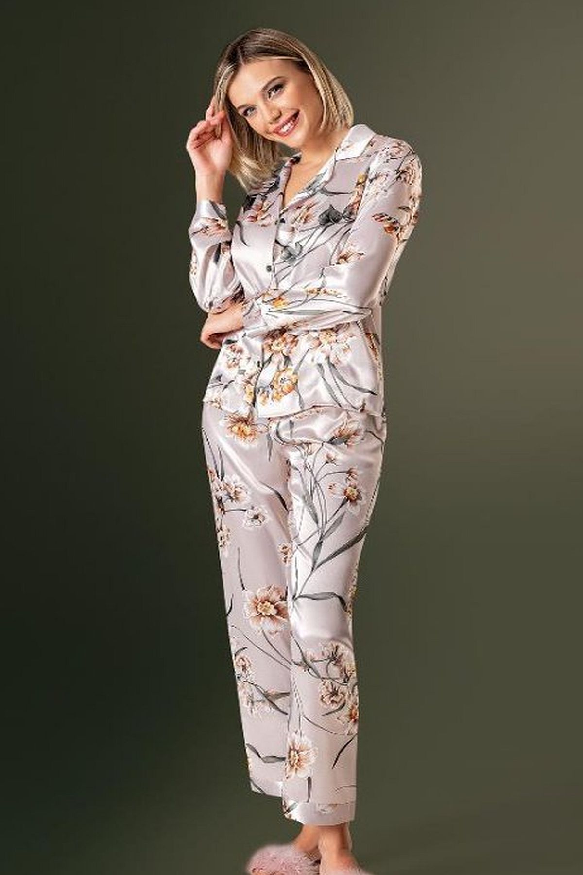 Loomerie 2081 Kadın Saten Uzun Kollu Pijama Takımı-Bej