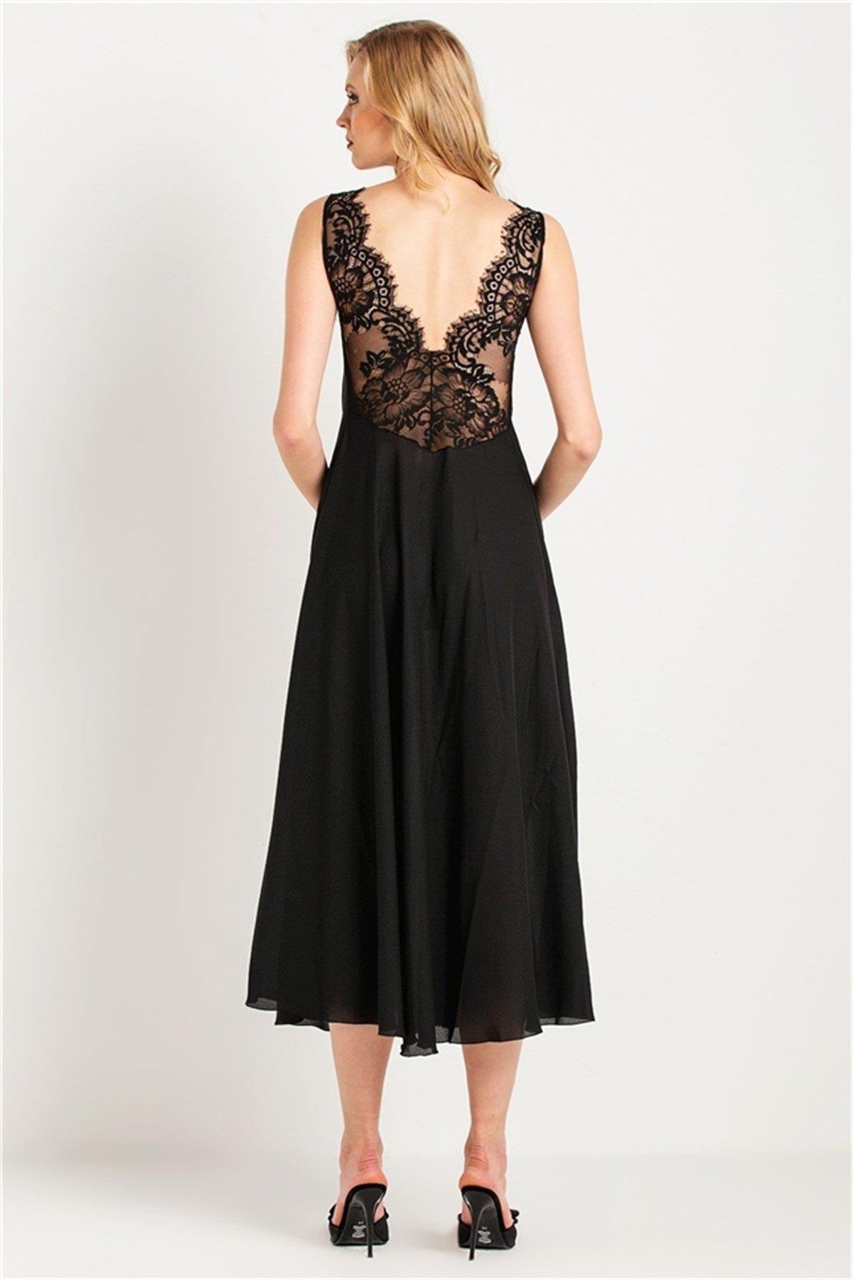 Magic Form 71770 Kadın Kalın Askılı Sırtı Ve Ön Dekoltesi Dantelli Uzun Krep Gecelik-Siyah